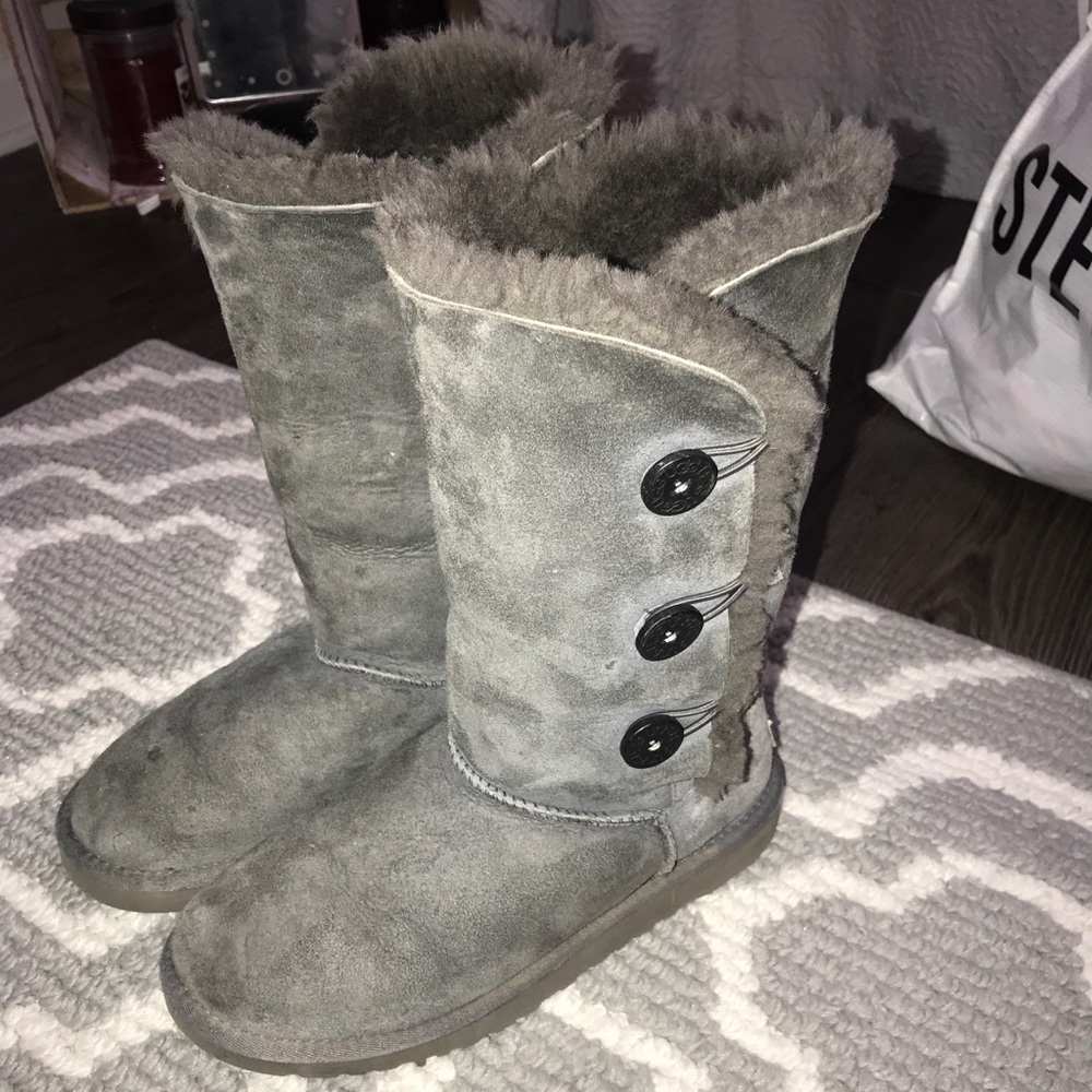 Bailey Button Uggs - image 2
